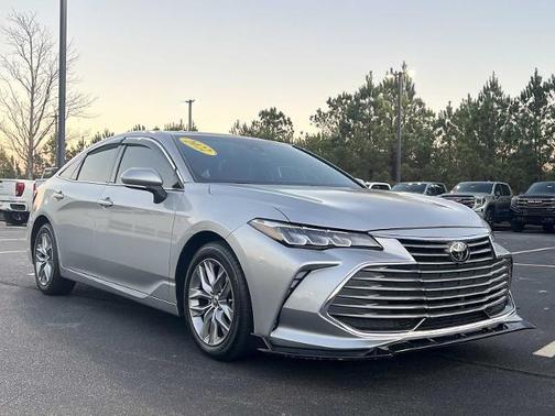 2022 Toyota Avalon XLE