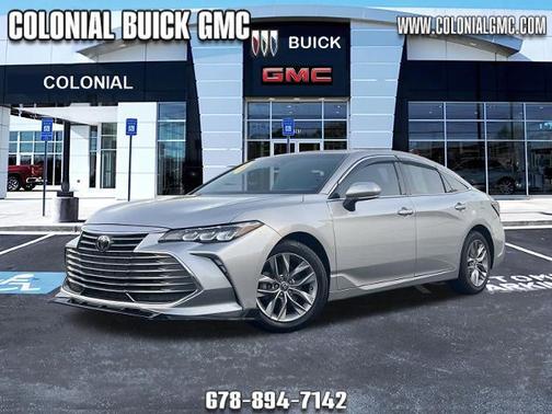 2022 Toyota Avalon XLE