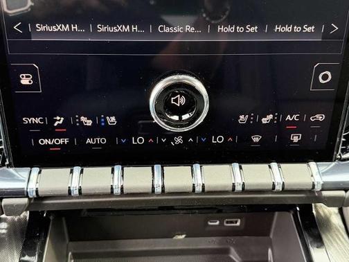 2026 GMC Yukon 4WD AT4