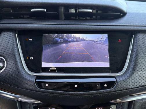 Crystal White Tricoat 2020 Cadillac XT5 Premium Luxury