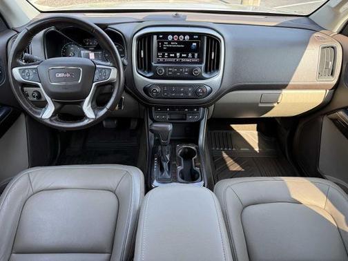 2017 GMC Canyon SLT
