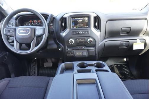2025 GMC Sierra 2500 Base