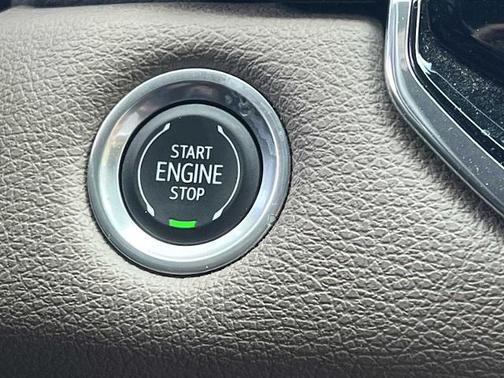 2023 GMC Canyon Denali