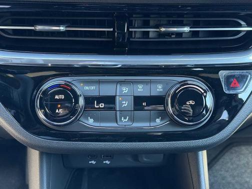 2026 Buick Envista Sport Touring FWD