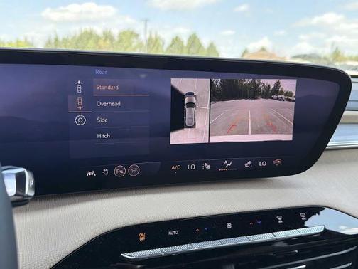 summit white 2026 Buick Enclave Preferred