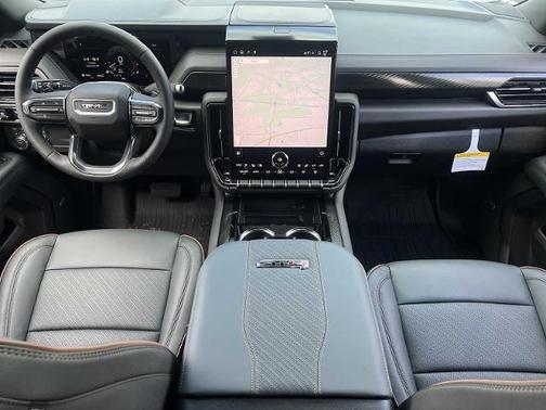 2026 GMC Yukon 4WD AT4
