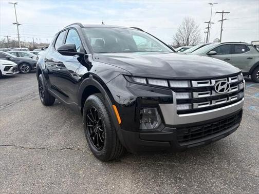 Phantom Black 2026 Hyundai SANTA CRUZ SEL Activity