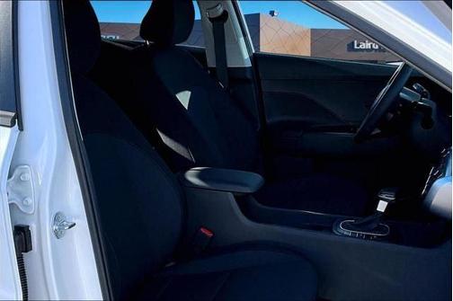 Atlas White 2026 Hyundai KONA SE