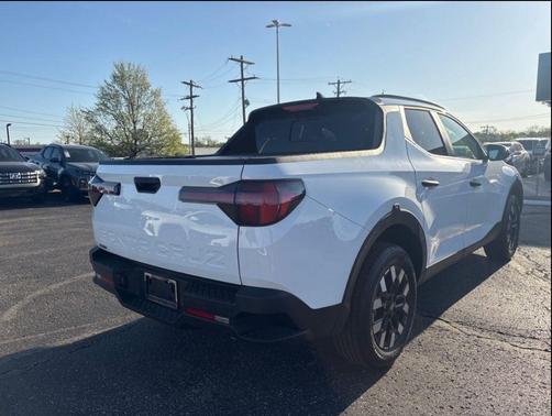 Atlas White 2026 Hyundai SANTA CRUZ Limited
