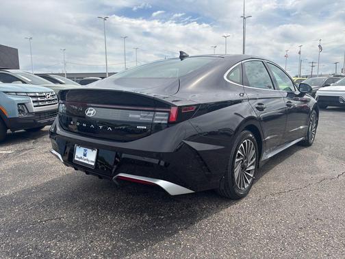 Carbon Blue 2026 Hyundai SONATA Hybrid Limited