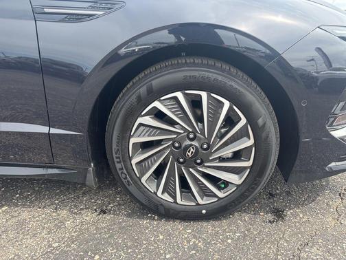 Carbon Blue 2026 Hyundai SONATA Hybrid Limited