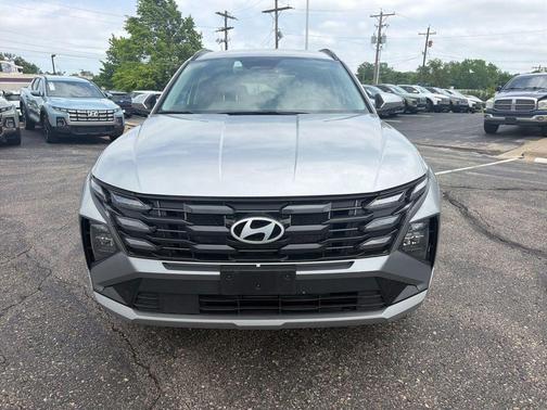Shimmering Silver 2025 Hyundai TUCSON SEL