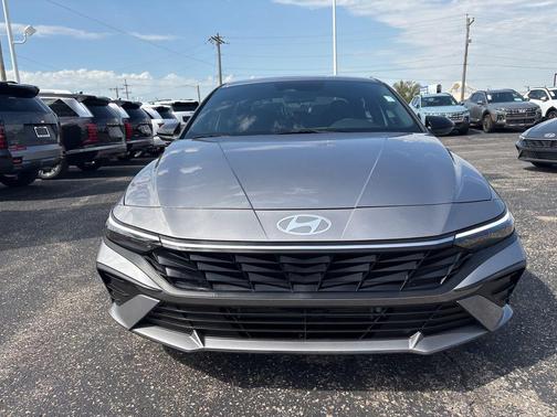 Fluid Metal 2025 Hyundai ELANTRA HEV SEL Sport