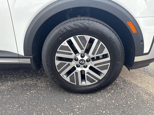 Creamy White Pearl 2026 Hyundai Palisade Hybrid SEL Premium 7P