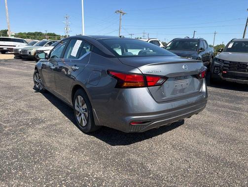 Gun Metallic 2019 Nissan Altima 2.5 S