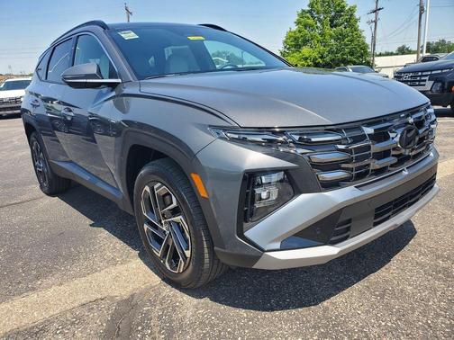 Ecotronic Gray 2026 Hyundai TUCSON Hybrid Limited