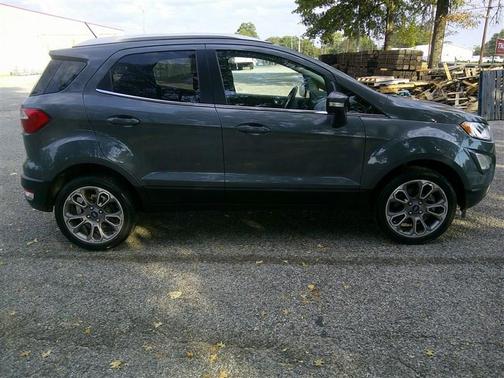 2021 Ford EcoSport Titanium