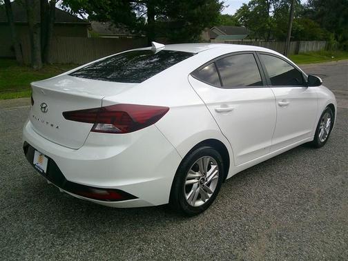 Quartz White Pearl 2020 Hyundai ELANTRA SEL