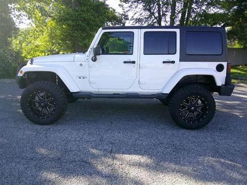 2012 Jeep Wrangler Unlimited Sahara