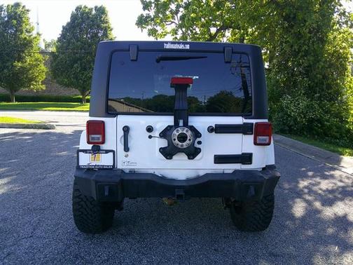 2012 Jeep Wrangler Unlimited Sahara