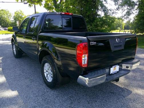Magnetic Black 2017 Nissan Frontier SV
