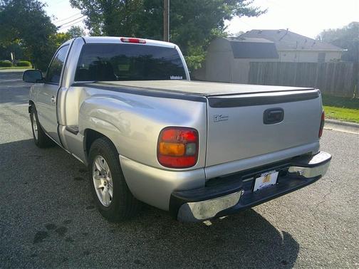 2000 Chevrolet Silverado 1500 LS