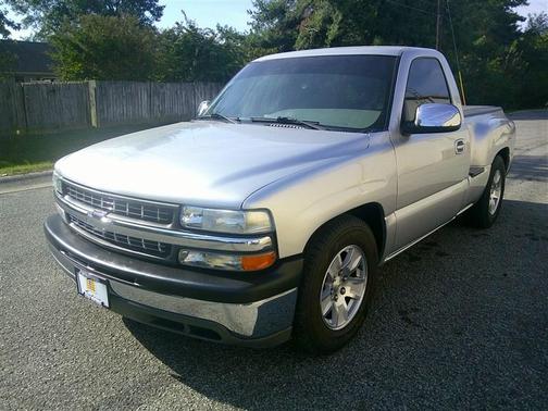 2000 Chevrolet Silverado 1500 LS