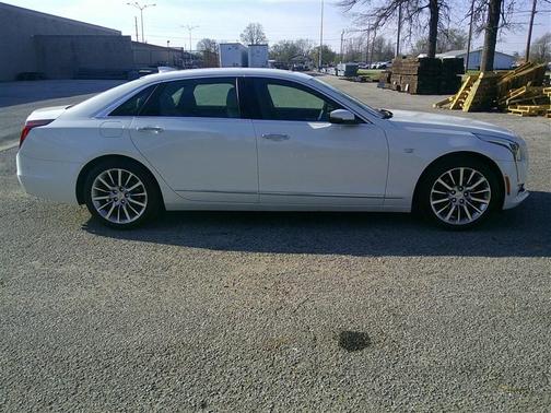 Crystal White Tricoat 2018 Cadillac CT6 3.6L Luxury