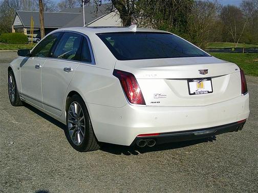 Crystal White Tricoat 2018 Cadillac CT6 3.6L Luxury