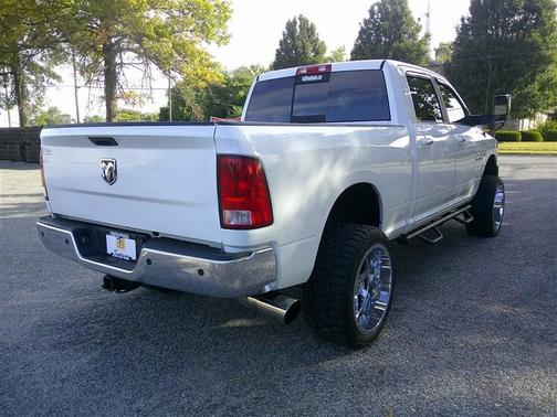 2018 RAM 2500 SLT Crew Cab 4x4 6'4' Box