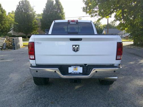 2018 RAM 2500 SLT Crew Cab 4x4 6'4' Box