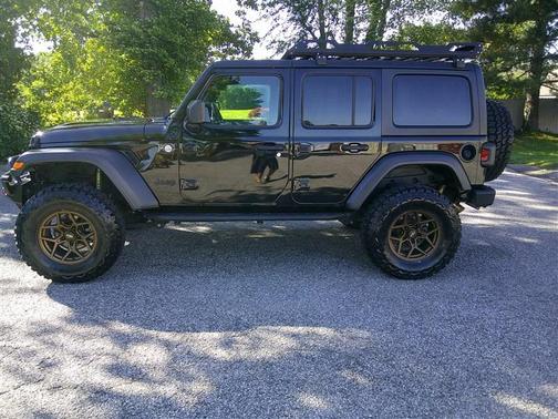 Black Clearcoat 2020 Jeep Wrangler Unlimited Sport Altitude