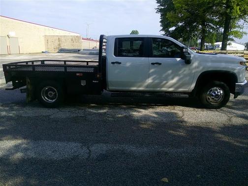 Summit White 2021 Chevrolet Silverado 3500 WT