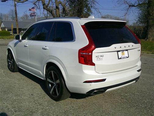 2018 Volvo XC90 T5 R-Design