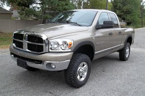 2006 Dodge Ram 2500 SLT/TRX