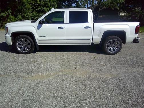 White Frost Tricoat 2016 GMC Sierra 1500 Denali