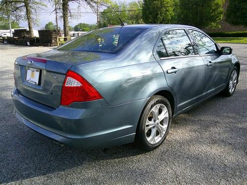 2012 Ford Fusion SE