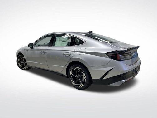 2026 Hyundai SONATA SEL