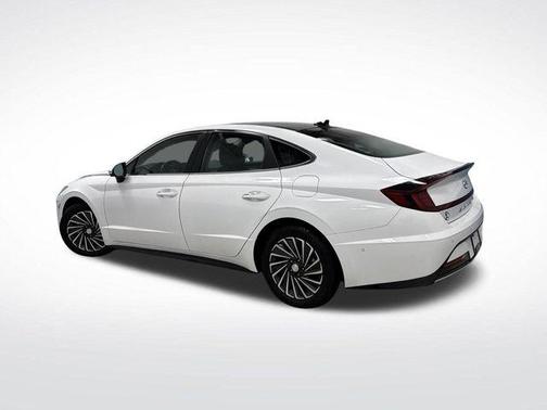 2023 Hyundai SONATA Hybrid Limited