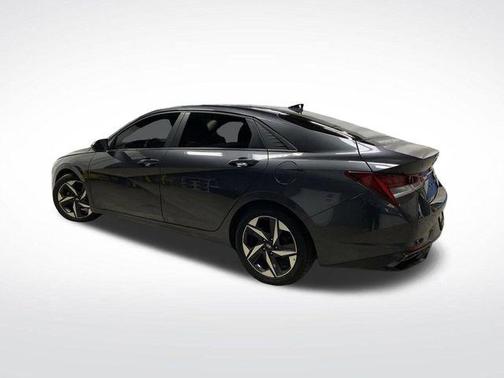 2021 Hyundai ELANTRA Limited