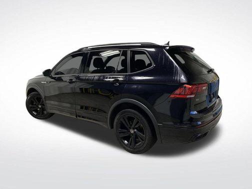 2023 Volkswagen Tiguan 2.0T SE R-Line Black 4MOTION