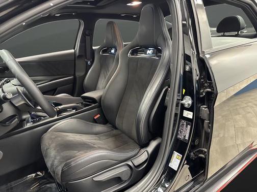 2023 Hyundai ELANTRA N Base