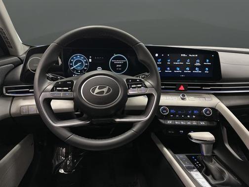 2024 Hyundai ELANTRA HEV Limited