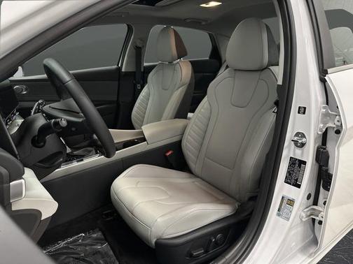 2024 Hyundai ELANTRA HEV Limited