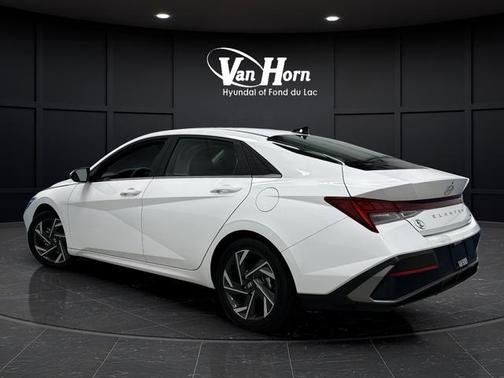 2024 Hyundai ELANTRA HEV Limited