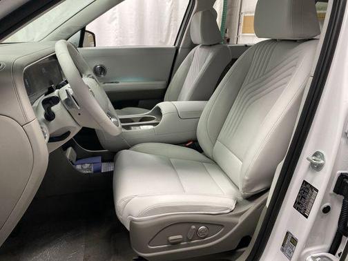 2026 Hyundai SANTA FE HEV SEL Premium