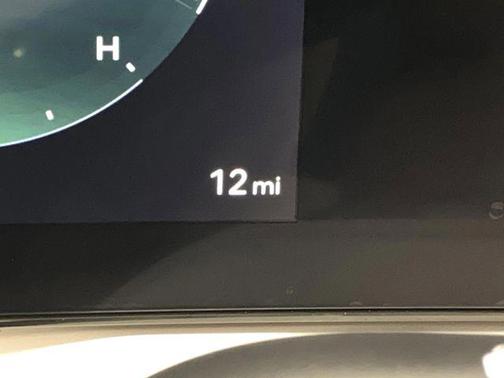 2026 Hyundai SANTA FE HEV SEL Premium