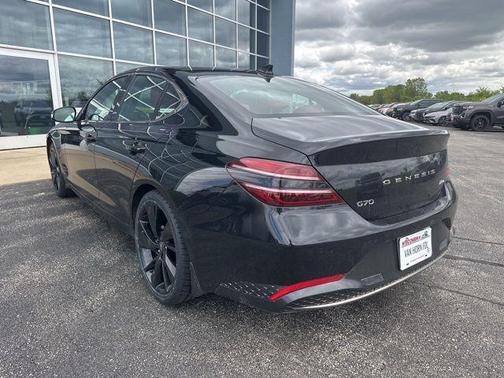 2023 Genesis G70 2.0T AWD