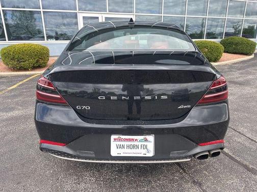 2023 Genesis G70 2.0T AWD
