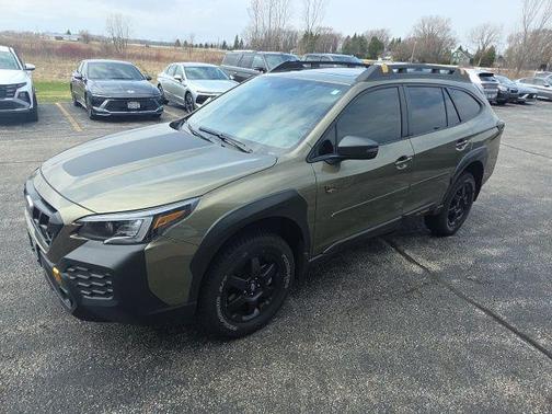 Autumn Green Metallic/Crystal Black Silica 2025 Subaru Outback Wilderness